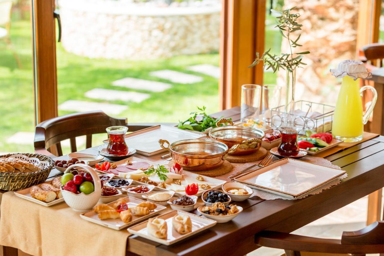 Cunda Oezerbey Konagi (Adults Only) Hotel Ayvalik Exterior photo